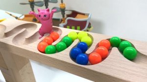 Мраморная трасса ASMR ☆ волновой склон HABA, извилистая рейка Tiisanadaikusan, кейс и грузовик Mario