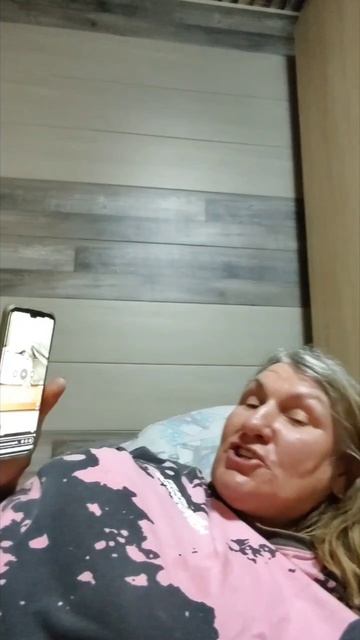 Кто из кошек придёт на этот звук