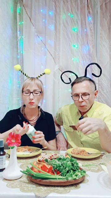Дайкон😋😋😋,фрагмент мукбанга