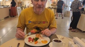 Блюда на завтрак в отеле Wyndham Tashkent меняются каждый день