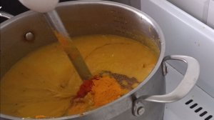 Есть СЛОЖНЫЕ люди...🤦♀️Рядом трудно...Готовлю суп пюре из кабачков.😋