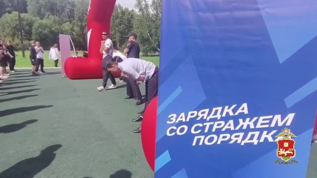 В Хакасии из лагеря «Берёзка» присоединились к Всероссийской акции «Зарядка со стражем порядка»
