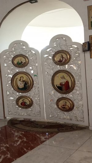 Дорогие братья и сёстры! Божественная служба храм Святой Троицы