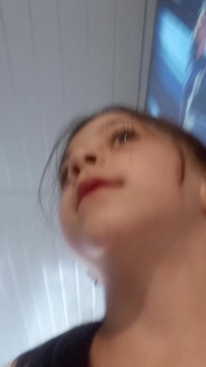 танцует танцует