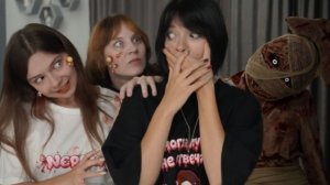 не играй в игру с пузыря головой медсестрой