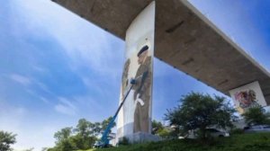 На опоре Золотого моста во Владивостоке появился мурал в честь северокорейских солдат, боровшихся