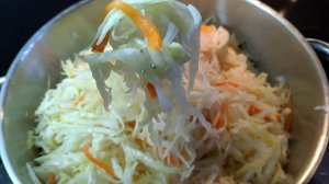 МАМА НАУЧИЛА. КВАШЕНАЯ КАПУСТА ТОЛЬКО ТАК! Самый простой и вкусный рецепт капусты.