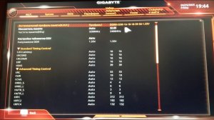 Настройка памяти на GIGABAYTE B 450M DS3H. Выставил XMP профиль.