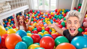 НАПОЛНИЛИ ВЕСЬ ДОМ ГИГАНТСКИМИ ШАРАМИ !8