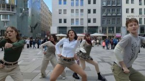📹 [DANCE COVER IN PUBLIC VIENNA] - KATSEYE (캣츠아이) «Debut» → [UNLXMITED] [ONE TAKE] [4K]