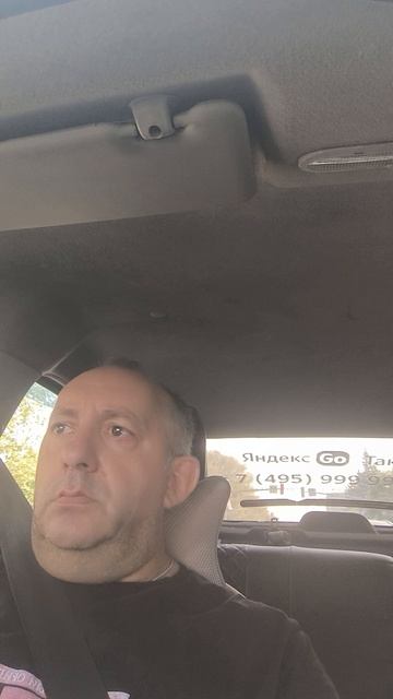 Жена звонит мужу:
— Дорогой, у тебя серьёзная проблема!
— Что случилось?!
— Я въехала в «Майбах»
