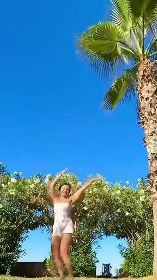 ЯРКАЯ ЗВЁЗДОЧКА⭐️