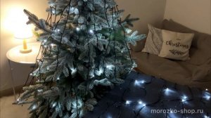 Электрогирлянда нить В ПЛАСТИКОВОМ КОНТЕЙНЕРЕ, 240 холодных белых LED ламп, 18+3 м, AX8903520