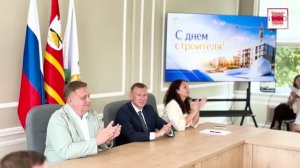 В Вяземском округе чествовали строителей в преддверии профессионального праздника