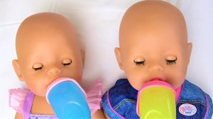 Polina and funny kids story about baby dolls