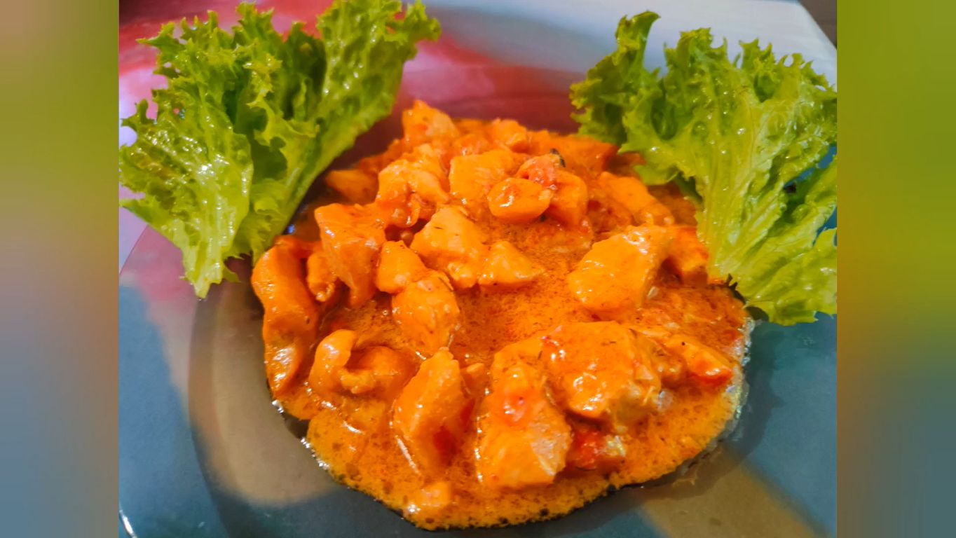 Курочка с помидорками...интересный рецепт)