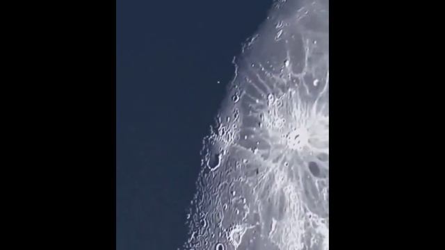 РАКЕТА ИЛОНА МАСКА СТОЛКНУЛАСЬ С ЛУНОЙ.