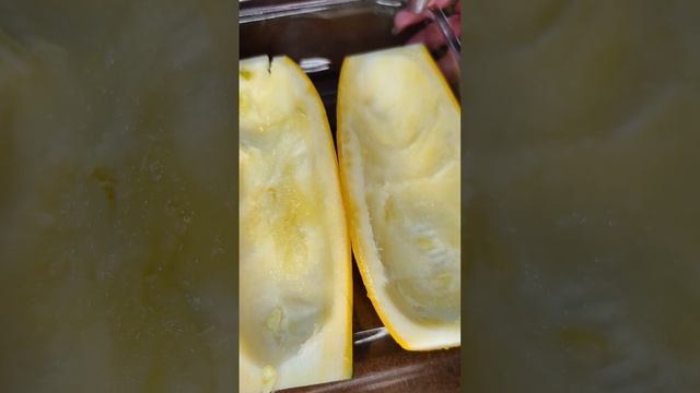 ФАРШИРОВАННЫЕ ЛОДОЧКИ ИЗ КАБАЧКА.ГОТОВИТЬ ПРОСТО И БЫСТРО, А ВКУСНО ТО КАК 😋