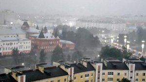 На Орёл после жары обрушился ливень с сильными порывами ветра