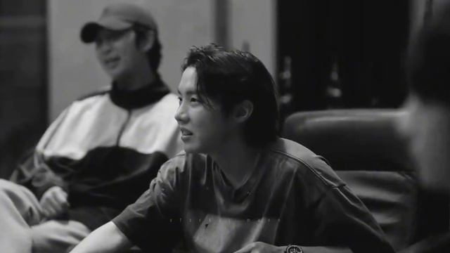 Jhope видео 🐙💜💜💜💜💜💜