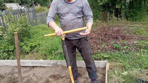 Как работают незрячие на огороде 🫜🫜🫜
