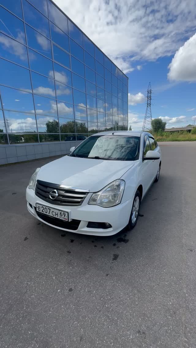 Nissan Almera
