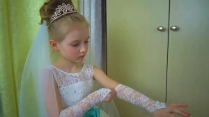 Из садика в ЗАГС? Невеста и Мама. Сборник лучших видео от Супер Полины.