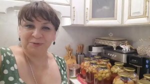 Наготовила от жадности. Фруктовый компот ассорти, цукаты, яблочные чипсы. Отвечаю на вопросы.