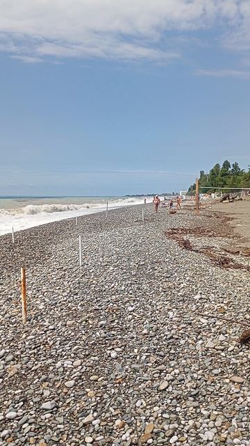 море штормит