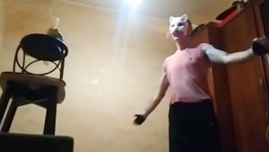 Тушение свечи ударами карате