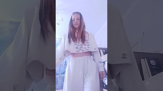 Как я учу и снимаю каверы ?!
 посмотри и узнаешь 🤗。