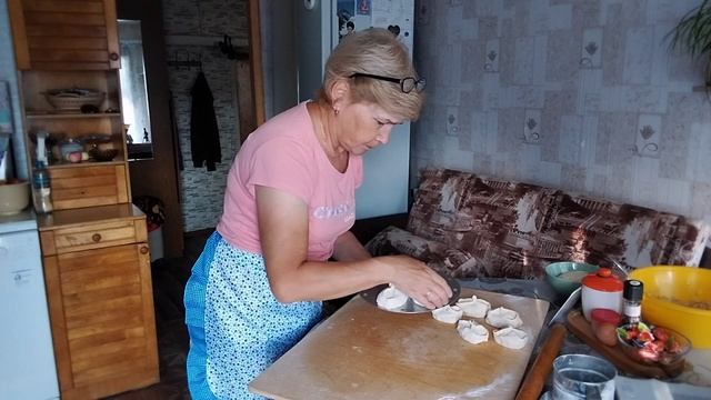 Манты на ужин и пиво 0.