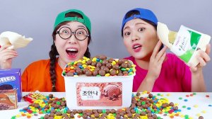 Шоколадный десерт Oreo мороженое Мукбанг
