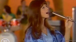 Аида Ведищева - Песенка о медведях (1977) Наталья Варлей на сцене