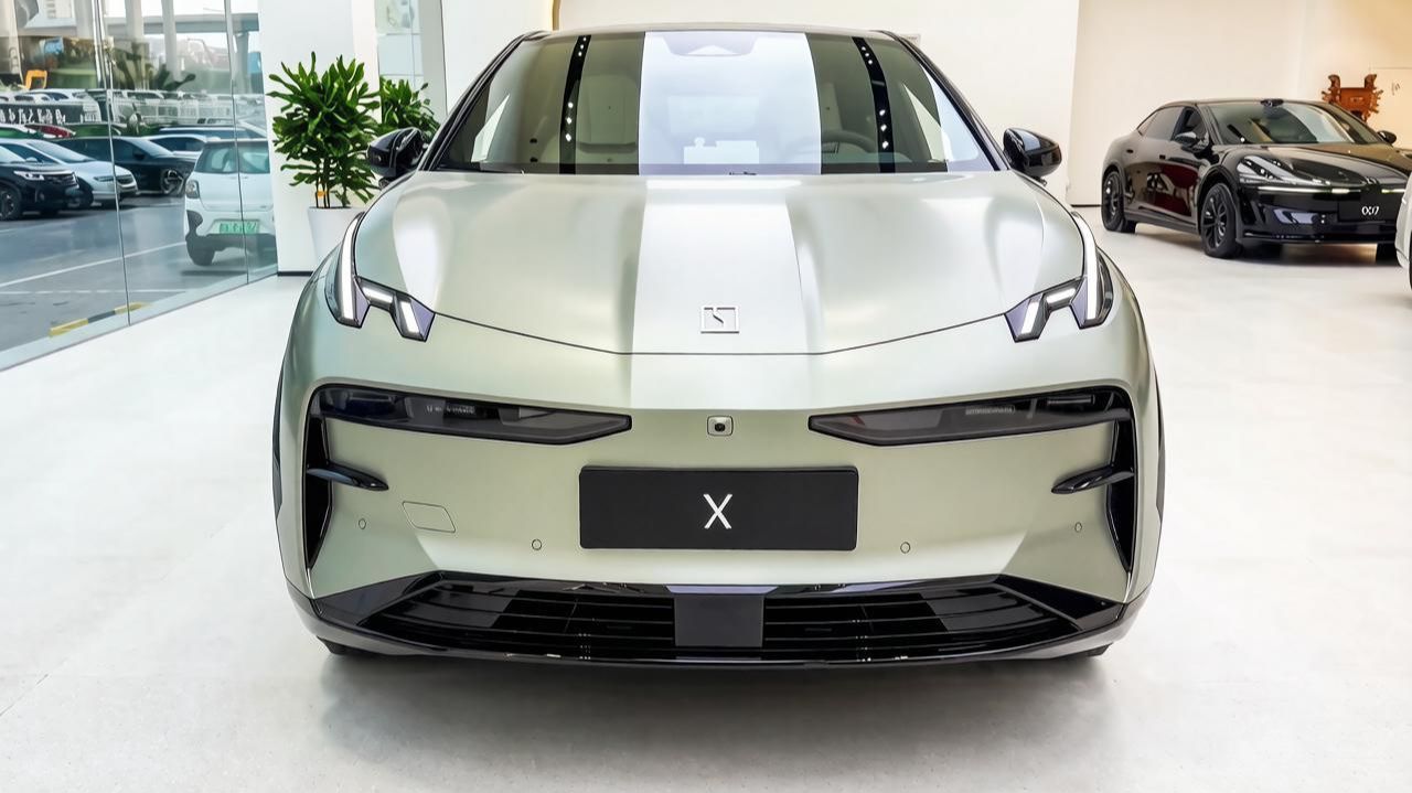 НОВЫЙ ZEEKR X 2026 года — роскошный  электрический кроссовер