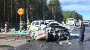 ПОЯВИЛОСЬ ВИДЕО смертельного  столкновения под Екатеринбургом, в котором погибли ПЯТЬ человек.