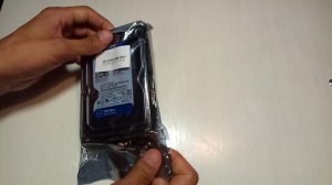 Распаковка HDD Western Digital Blue 1TB 7200rpm 64MB WD10EZEX 3.5 SATA III из Rozetka.com.ua