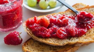 Варенье из крыжовника и малины на зиму.