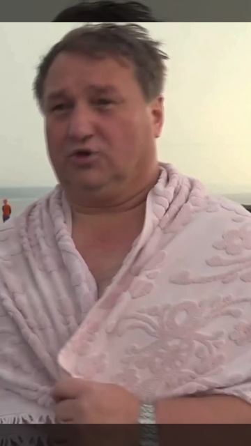 Водичка тепленькая, говорит. Кайфун!