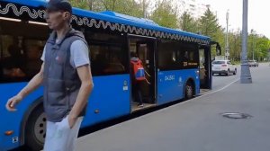 Автобус Лиаз-6213.65 следует по маршруту 209