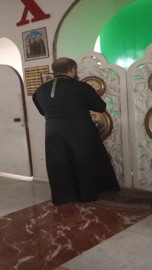 Дорогие братья и сёстры! Божественная служба храм Святой Троицы
