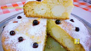Пирог с творожными шариками