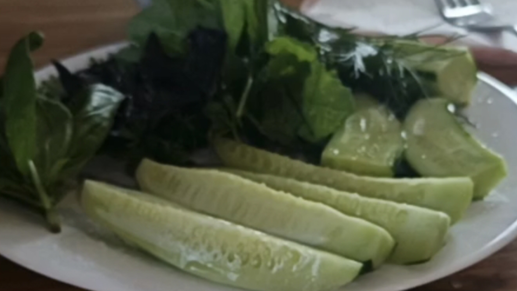 От огурцов 🥒 польза для здоровья!👍❤️Ешьте огурцы пока их предостаточно!💥❤️