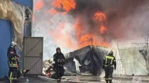 Пожар на складе в Брянске полностью ликвидирован, сообщает ГУМЧС региона.