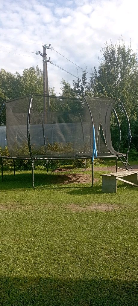 подпишись, подпишись чтобы у меня было 30 подписчиков и смотрите мой Стрим всё расскажу