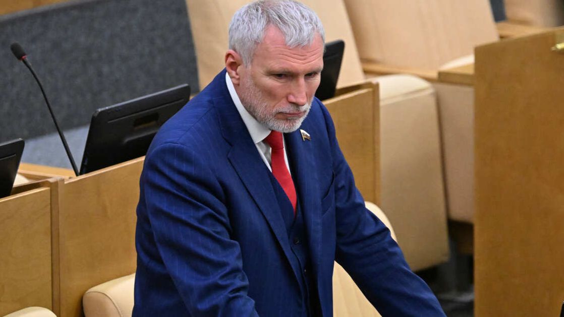 Лидер 