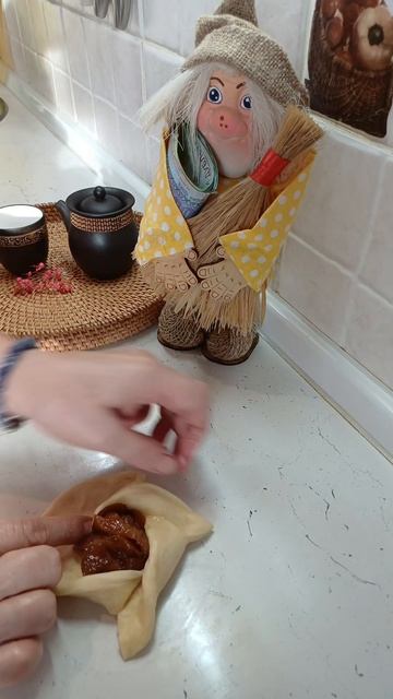 Булочка с начинкой!!!