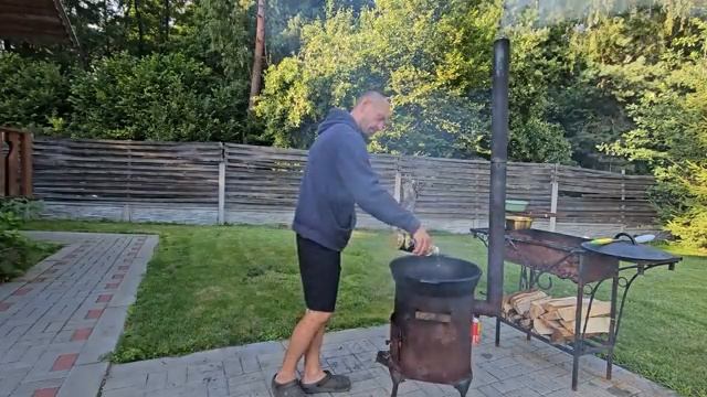 Хуторская жизнь Сбежали из квартиры в лес Обустраеваем хутор вкусно готовим и отдыхаем с друзьями