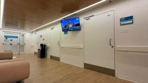 Во всех МФЦ и поликлиниках Москвы начали показывать новый анимационный ролик с персонажем канала бро