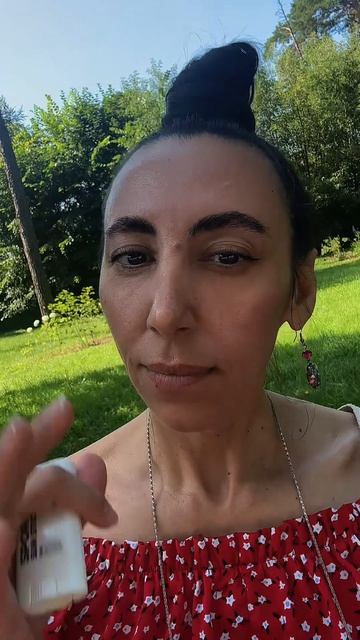 Ты должна носить с собой в сумочке спф крем 🤗